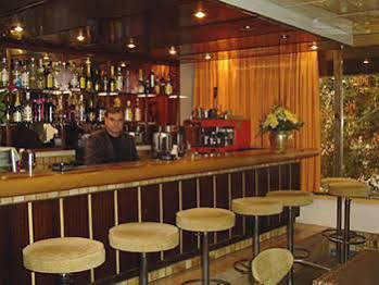 Claridge 2* Atene