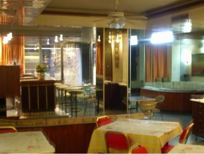Hotel Claridge 2*