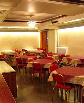 Hotel Claridge Atenas